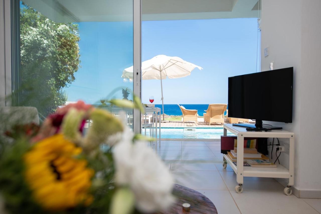 Jasmine Sea Front Villa Protaras Buitenkant foto